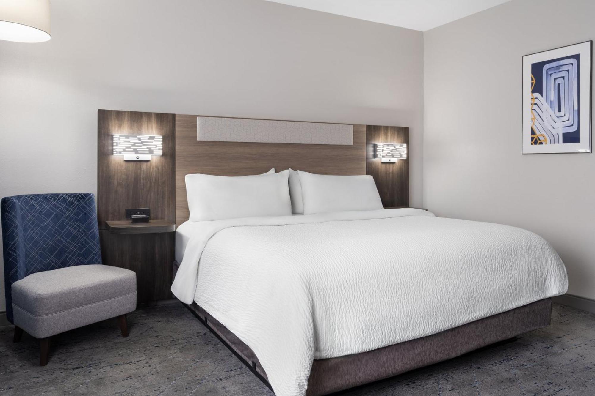 Holiday Inn Express Toledo North By Ihg Екстериор снимка