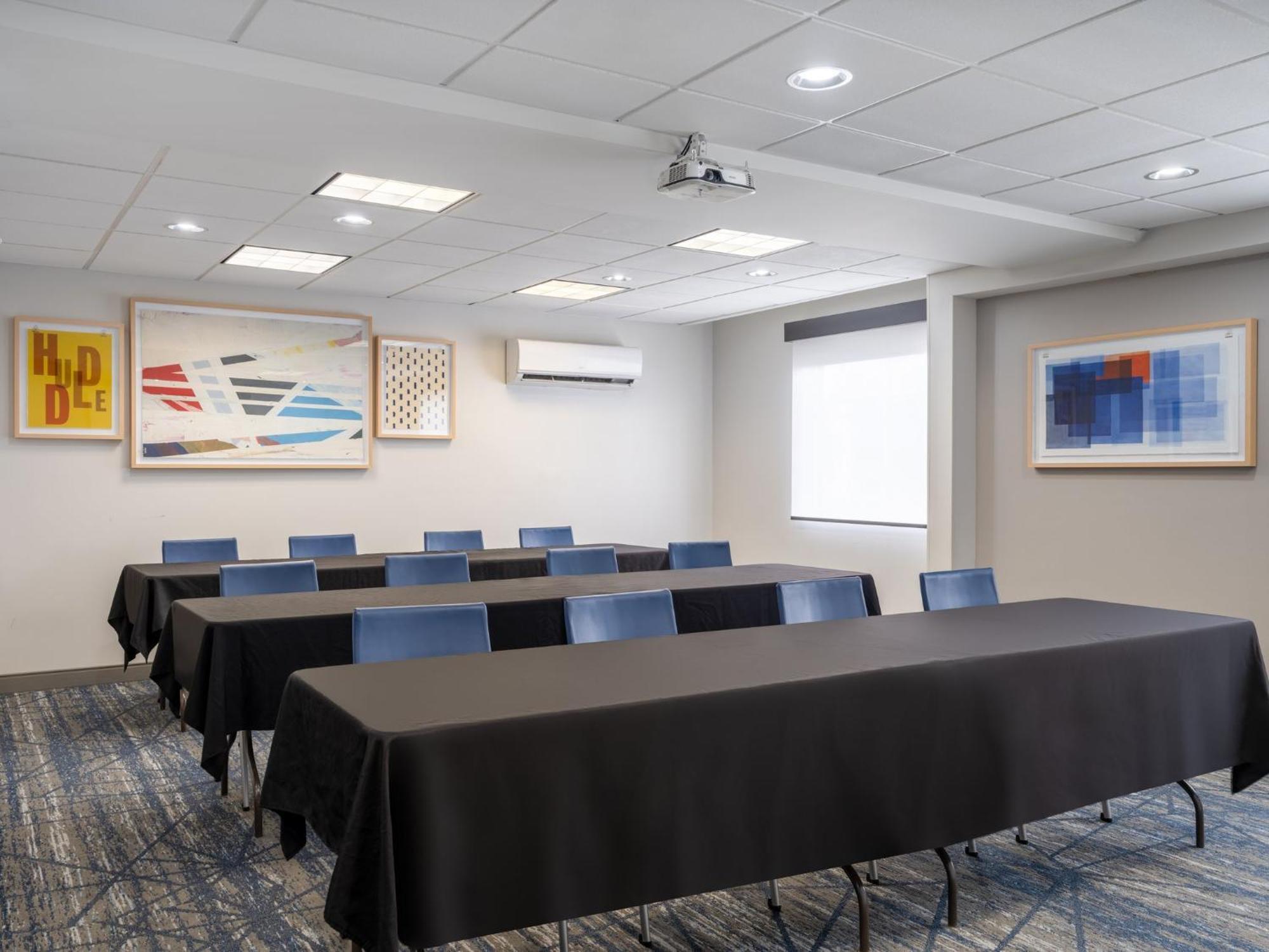 Holiday Inn Express Toledo North By Ihg Екстериор снимка