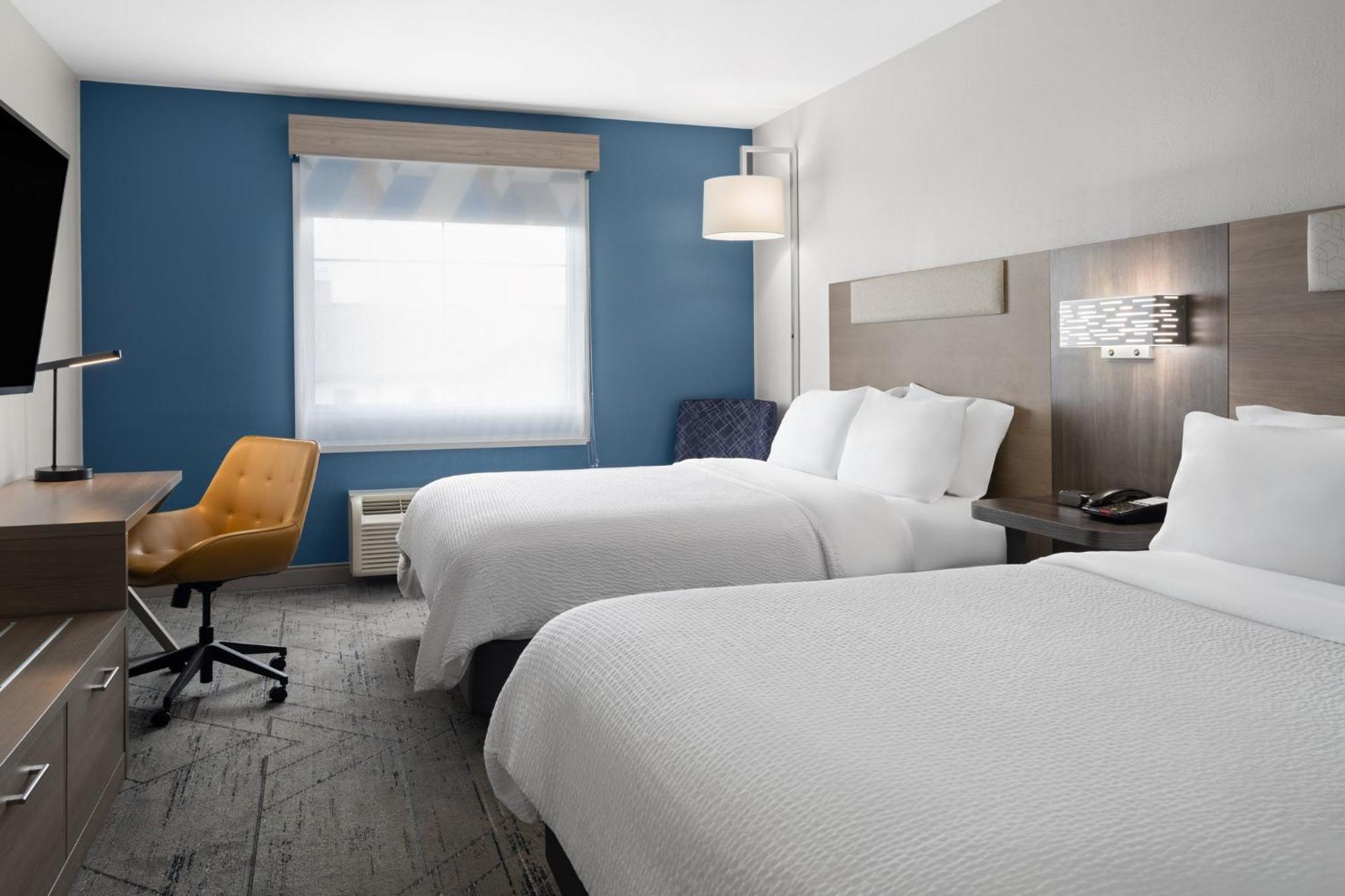 Holiday Inn Express Toledo North By Ihg Екстериор снимка